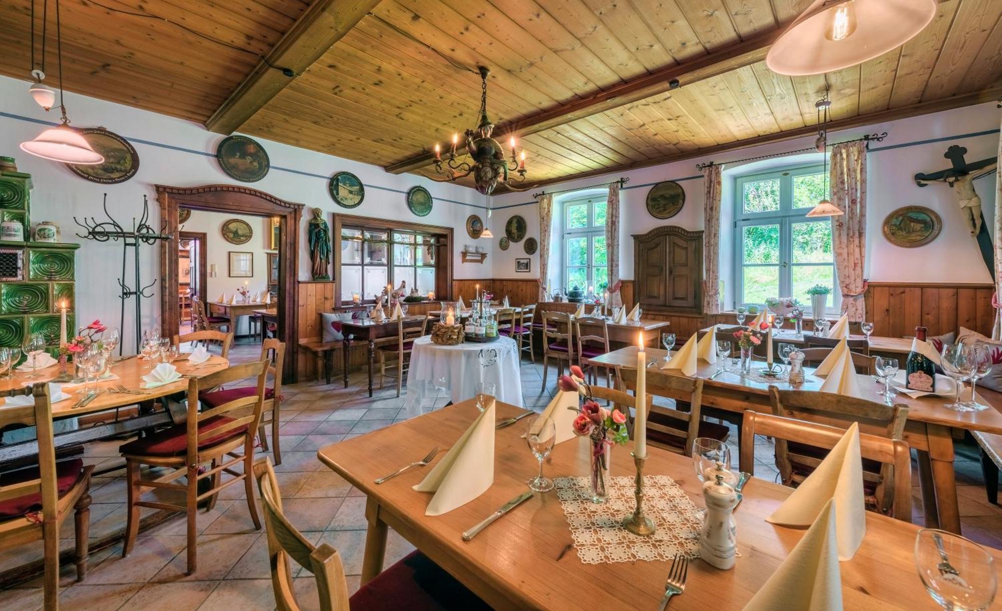 Schlossgaststatte Hohenberg Apartment Seeshaupt Bagian luar foto