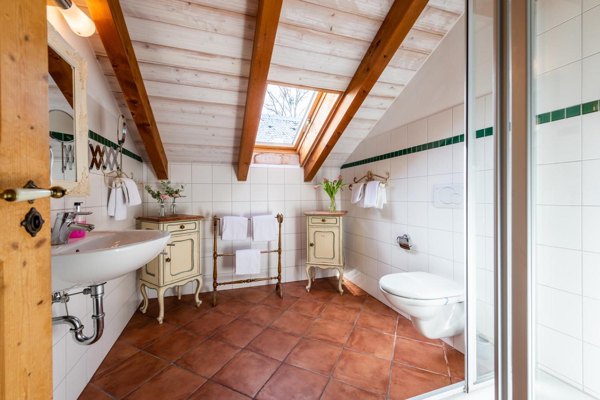 Schlossgaststatte Hohenberg Apartment Seeshaupt Bagian luar foto
