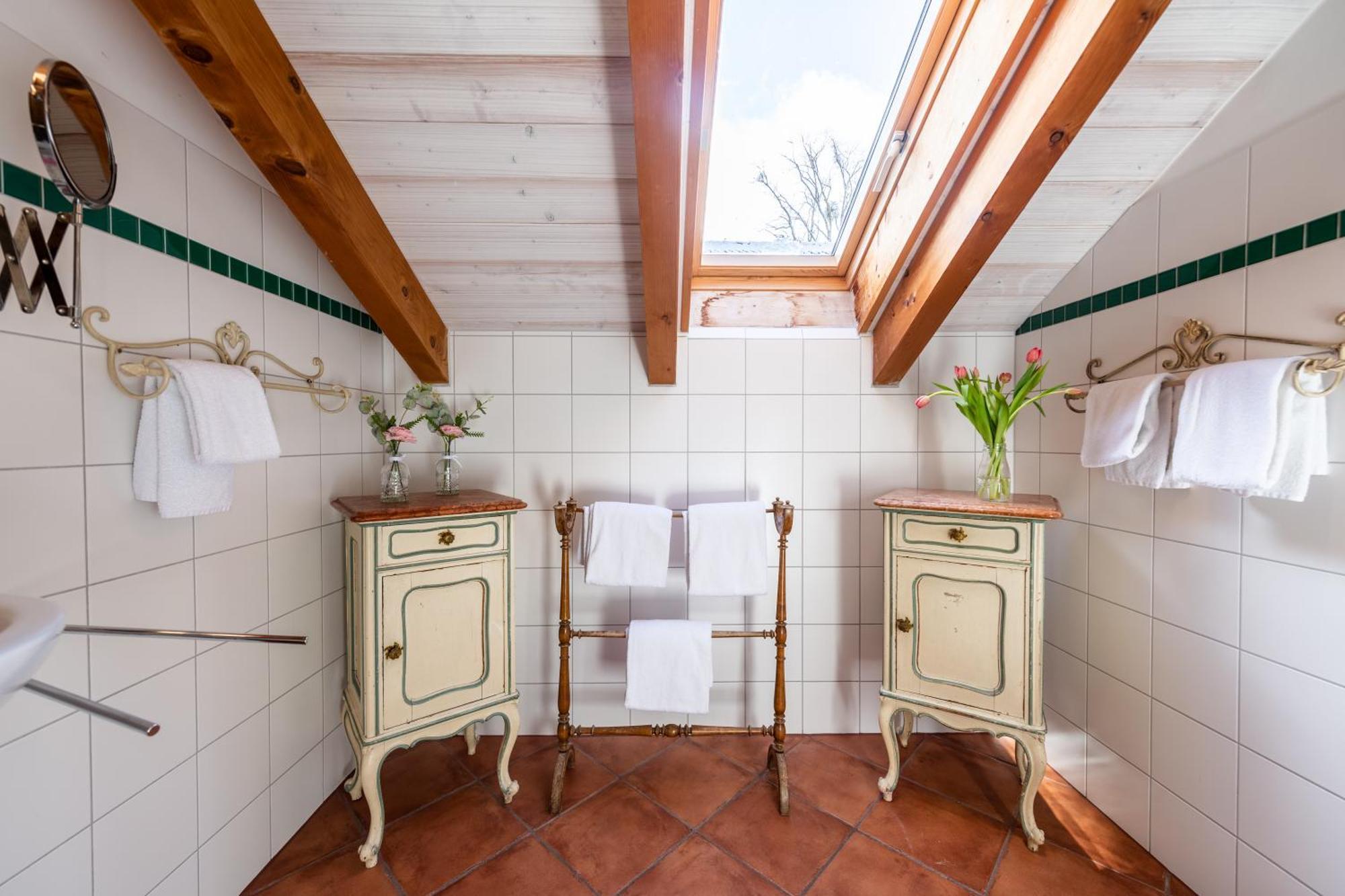 Schlossgaststatte Hohenberg Apartment Seeshaupt Bagian luar foto