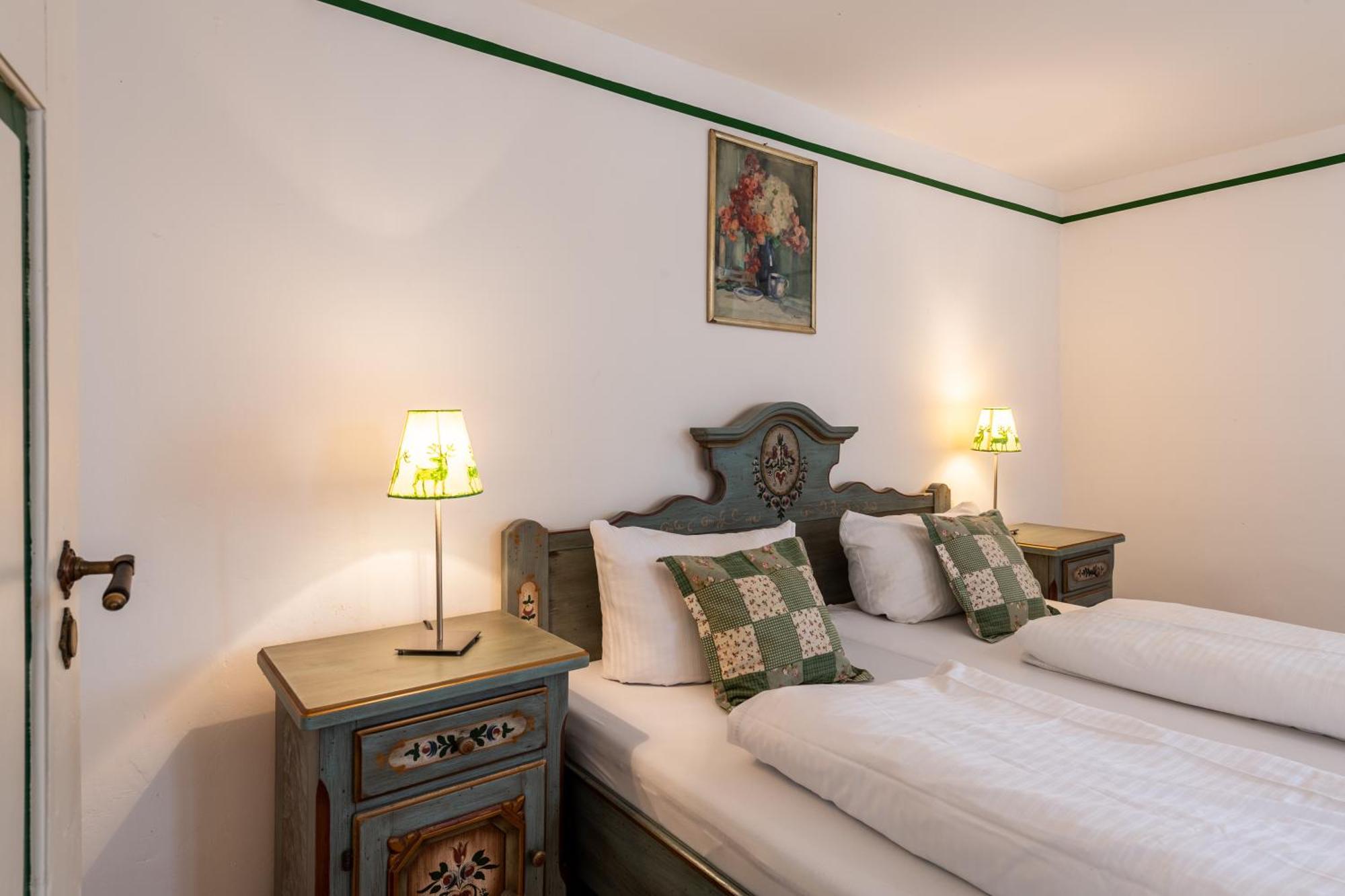 Schlossgaststatte Hohenberg Apartment Seeshaupt Bagian luar foto