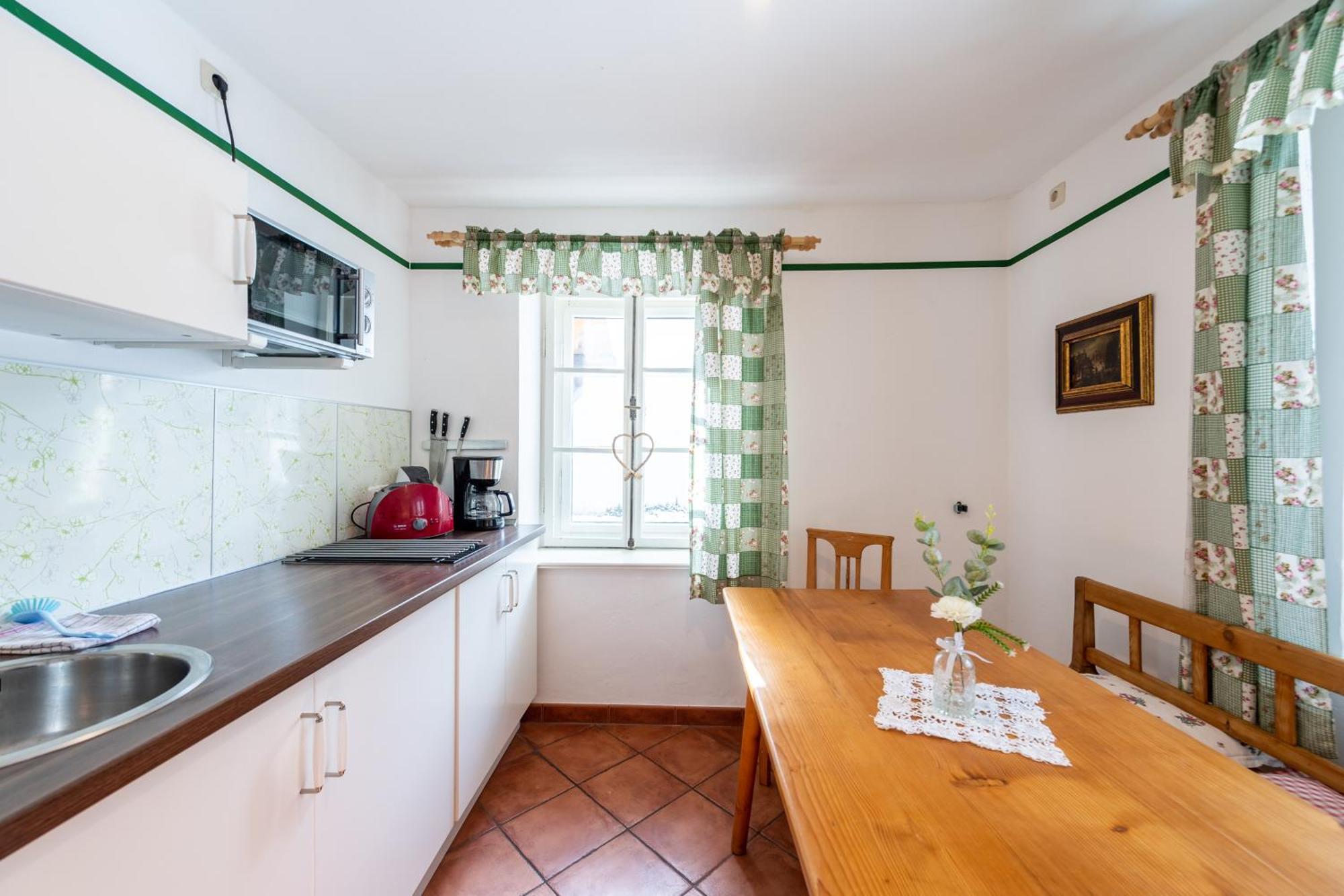 Schlossgaststatte Hohenberg Apartment Seeshaupt Bagian luar foto