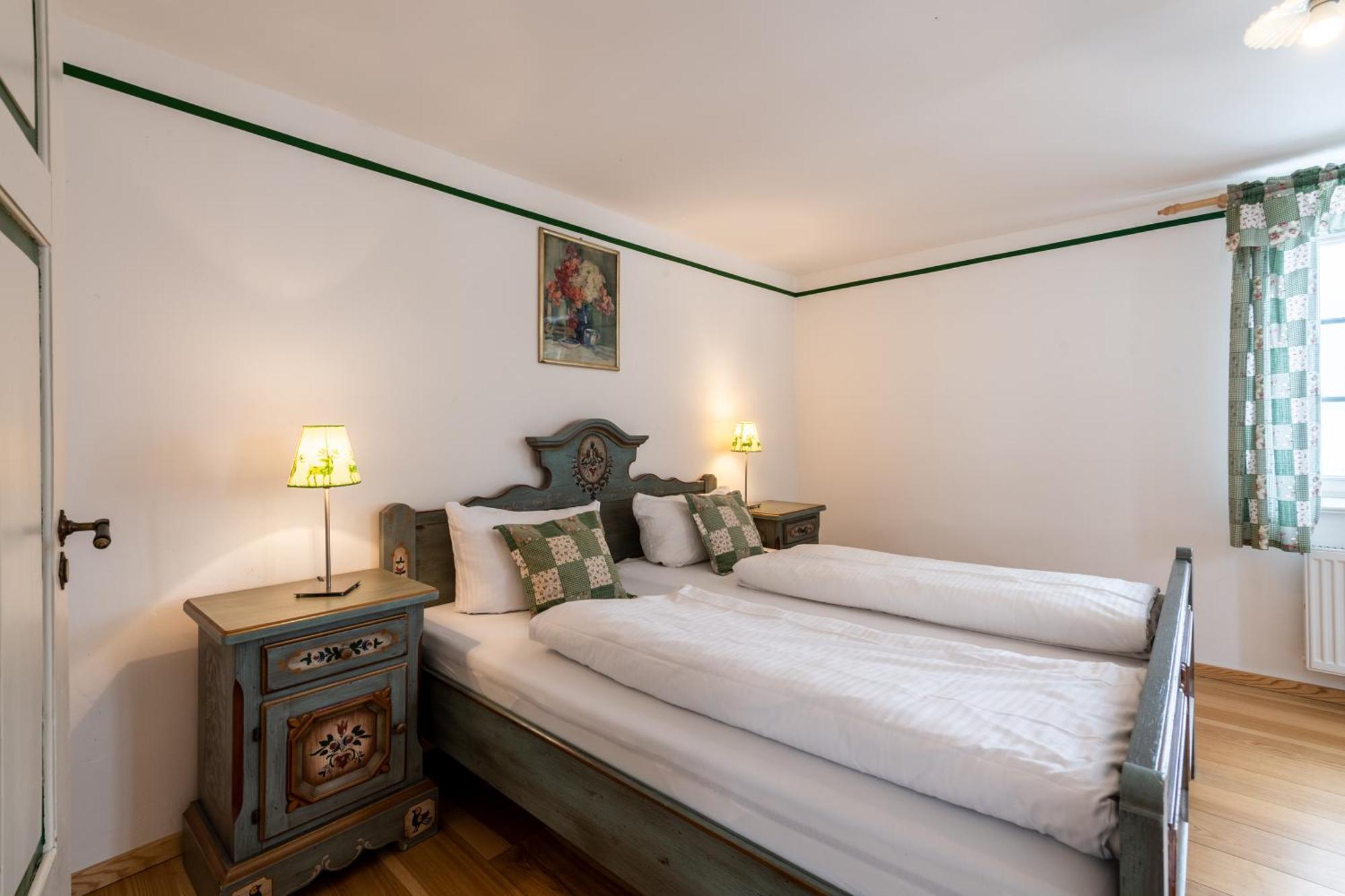 Schlossgaststatte Hohenberg Apartment Seeshaupt Bagian luar foto