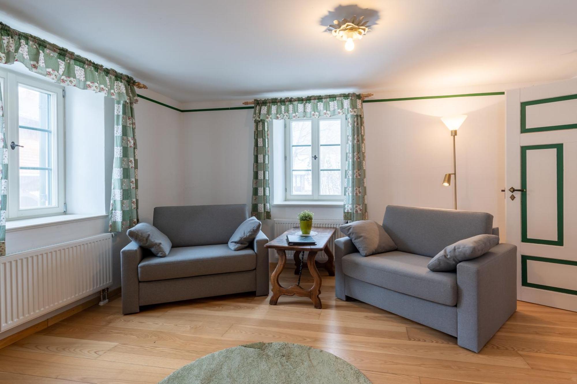 Schlossgaststatte Hohenberg Apartment Seeshaupt Bagian luar foto